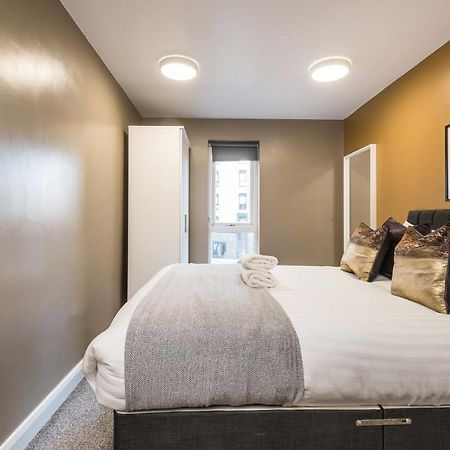 Host Apartments - Spacious 3 Bed Apartment With 3 Ensuitesリヴァプール エクステリア 写真