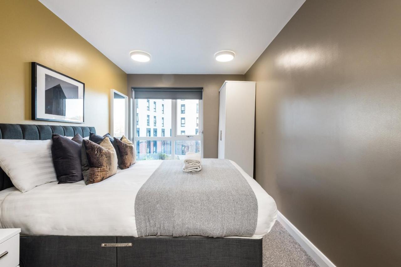 Host Apartments - Spacious 3 Bed Apartment With 3 Ensuitesリヴァプール エクステリア 写真