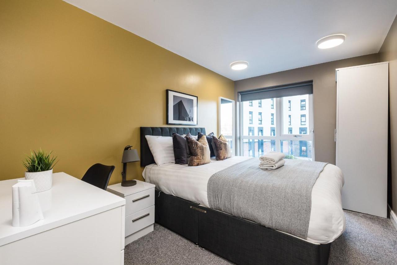 Host Apartments - Spacious 3 Bed Apartment With 3 Ensuitesリヴァプール エクステリア 写真