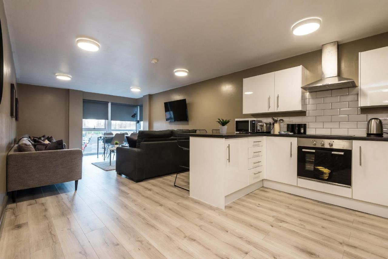 Host Apartments - Spacious 3 Bed Apartment With 3 Ensuitesリヴァプール エクステリア 写真
