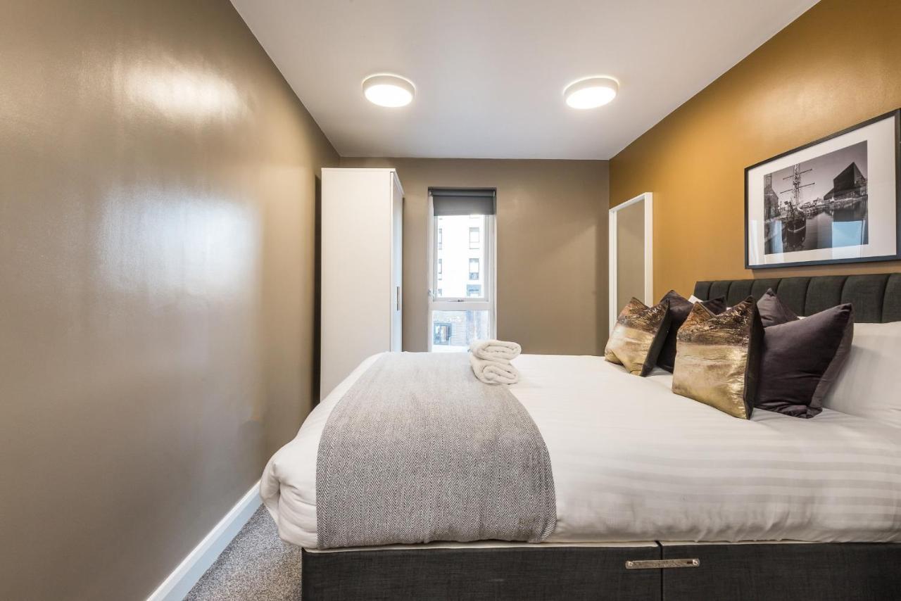 Host Apartments - Spacious 3 Bed Apartment With 3 Ensuitesリヴァプール エクステリア 写真