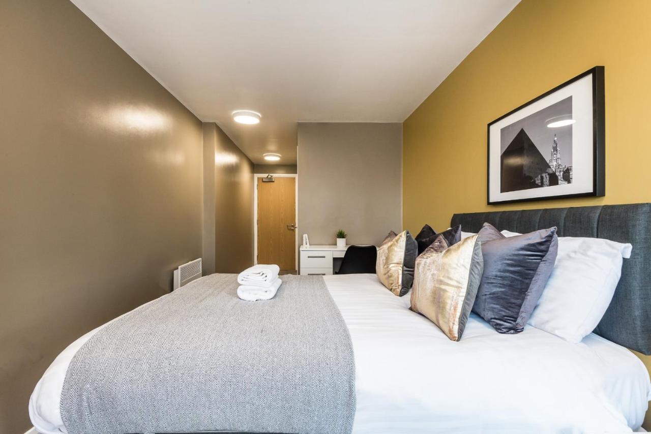 Host Apartments - Spacious 3 Bed Apartment With 3 Ensuitesリヴァプール エクステリア 写真