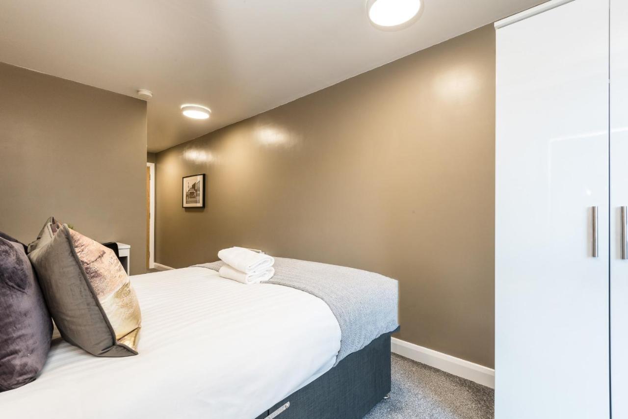 Host Apartments - Spacious 3 Bed Apartment With 3 Ensuitesリヴァプール エクステリア 写真